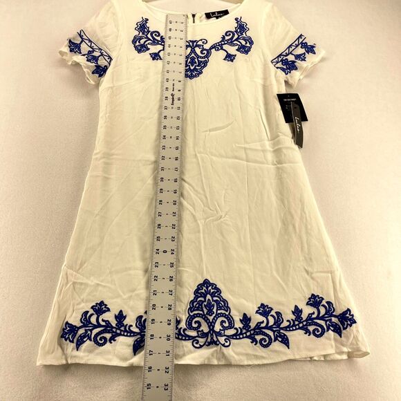 Lulus White/Royal Blue SS Embroidered Dress Ladies Size M New - Picture 11 of 11